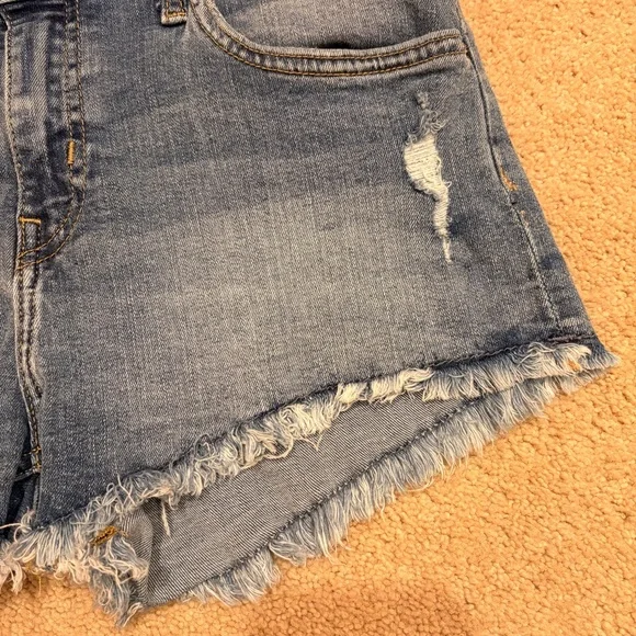 HM Distressed Denim Shorts Womens Size 6 Stretch Cotton Daisy Dukes Festival - Picture 7 of 9